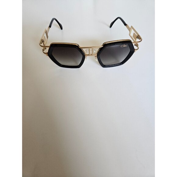 Cazal Legends 677 001 Sunglasses Men's Black/Gold/Grey Gradient Square Shape - Picture 10 of 13